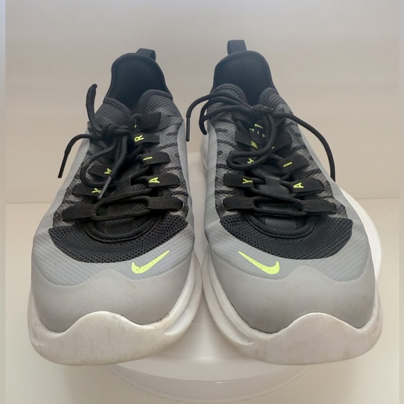 Nike Air Max Axis Wolf - Size 9 - Picture 12 of 14